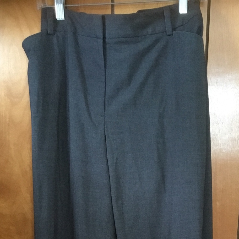 Ann Taylor Gray Trousers - 16 Curvey